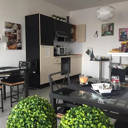Main Street Fiera Destiny 11 Apartment *