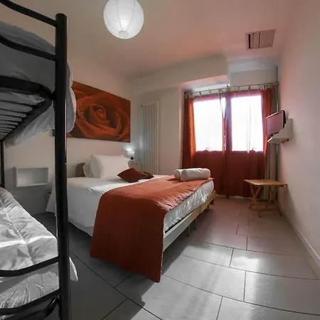 Main Street Fiera Destiny 11 Apartment